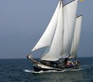 Mon Desir onder zeil op IJsselmeer