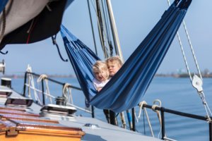 Zeilen met kinderen